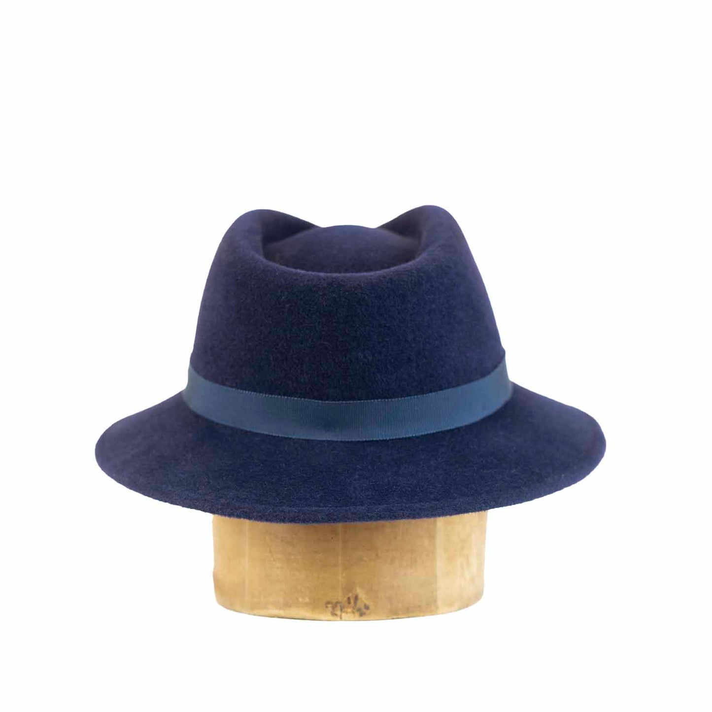 Fedora with 3" brim in velour felt