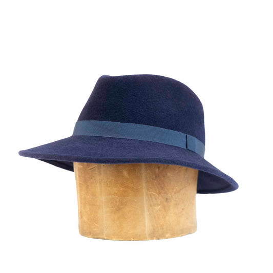 Fedora with 3" brim in velour felt