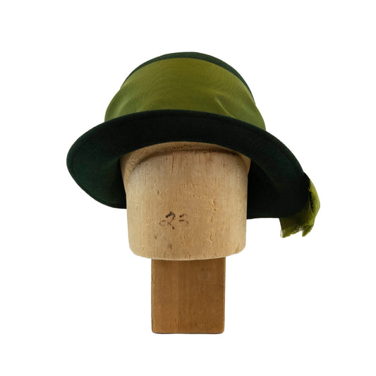 Upsweep cloche in velour felt