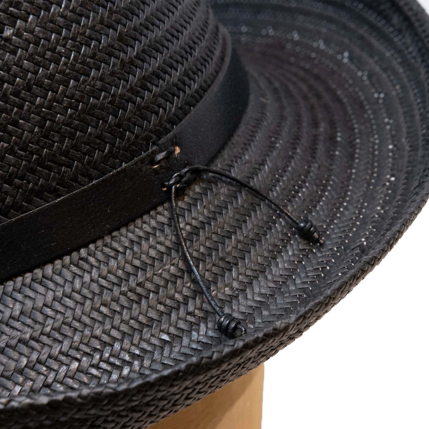 Maverick in Black Toyo Straw
