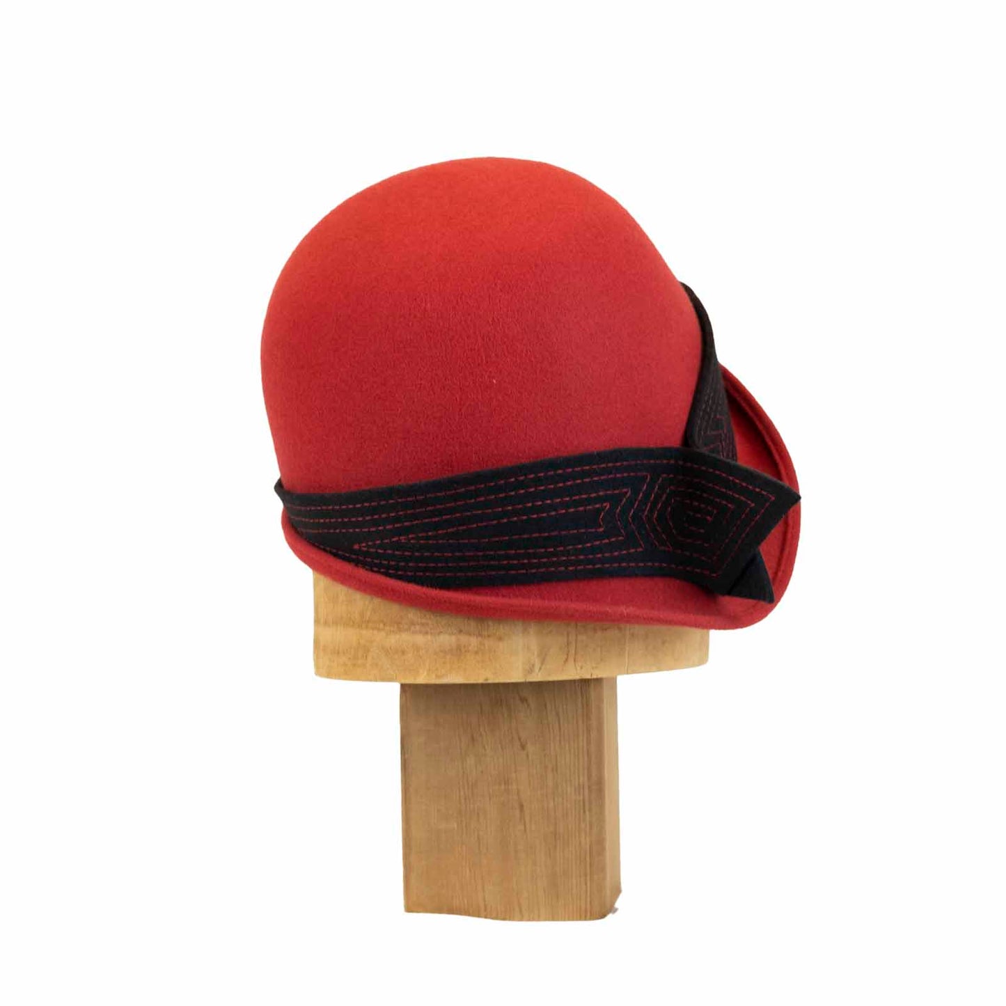 Phryne Cloche in Red Flat Felt