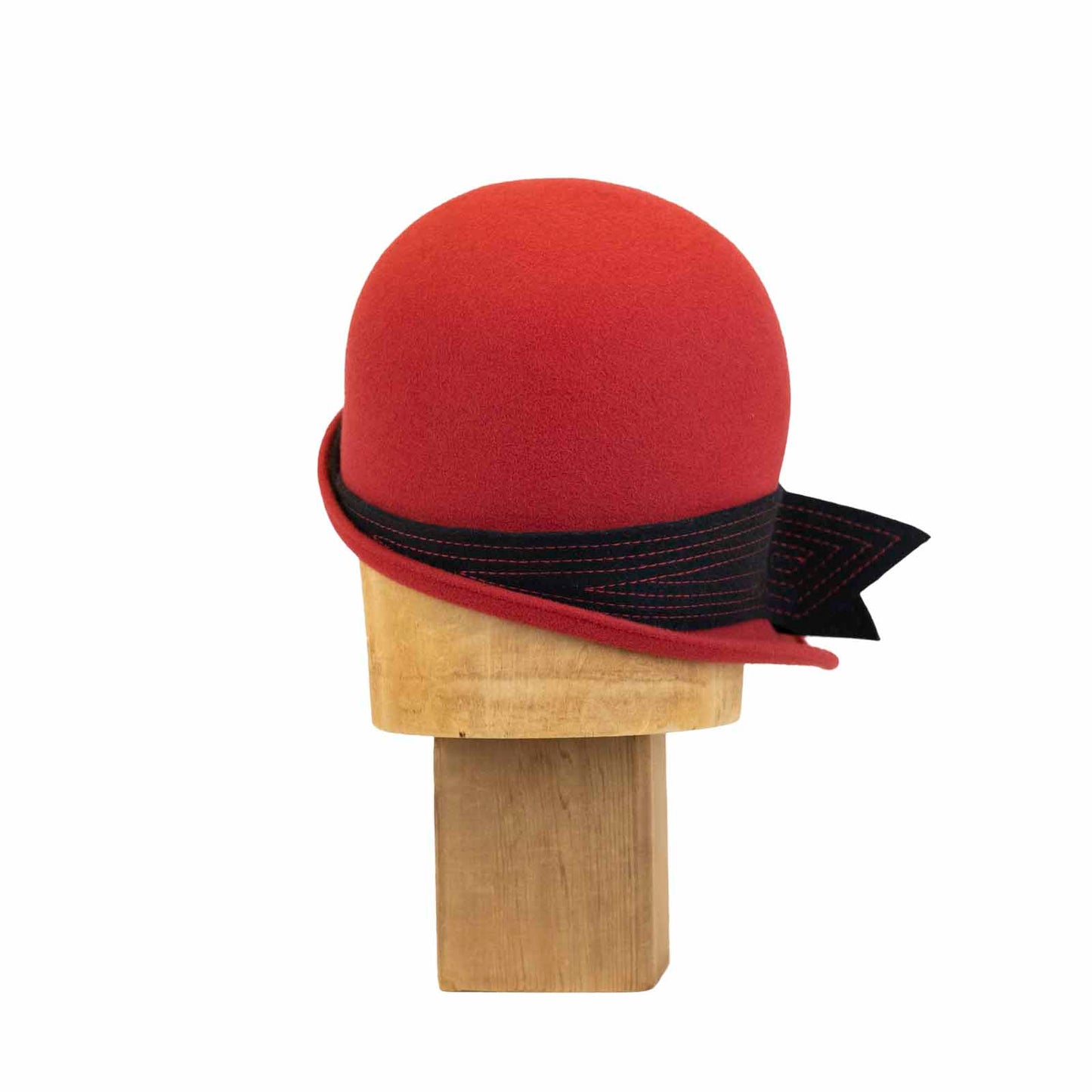 Phryne Cloche in Red Flat Felt