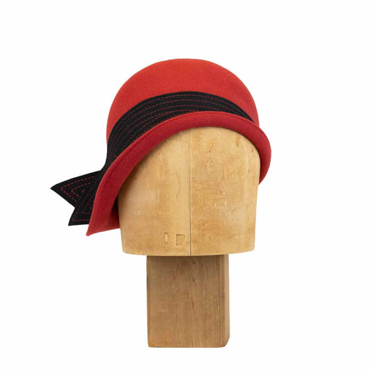 Phryne Cloche in Red Flat Felt