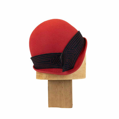 Phryne Cloche in Red Flat Felt