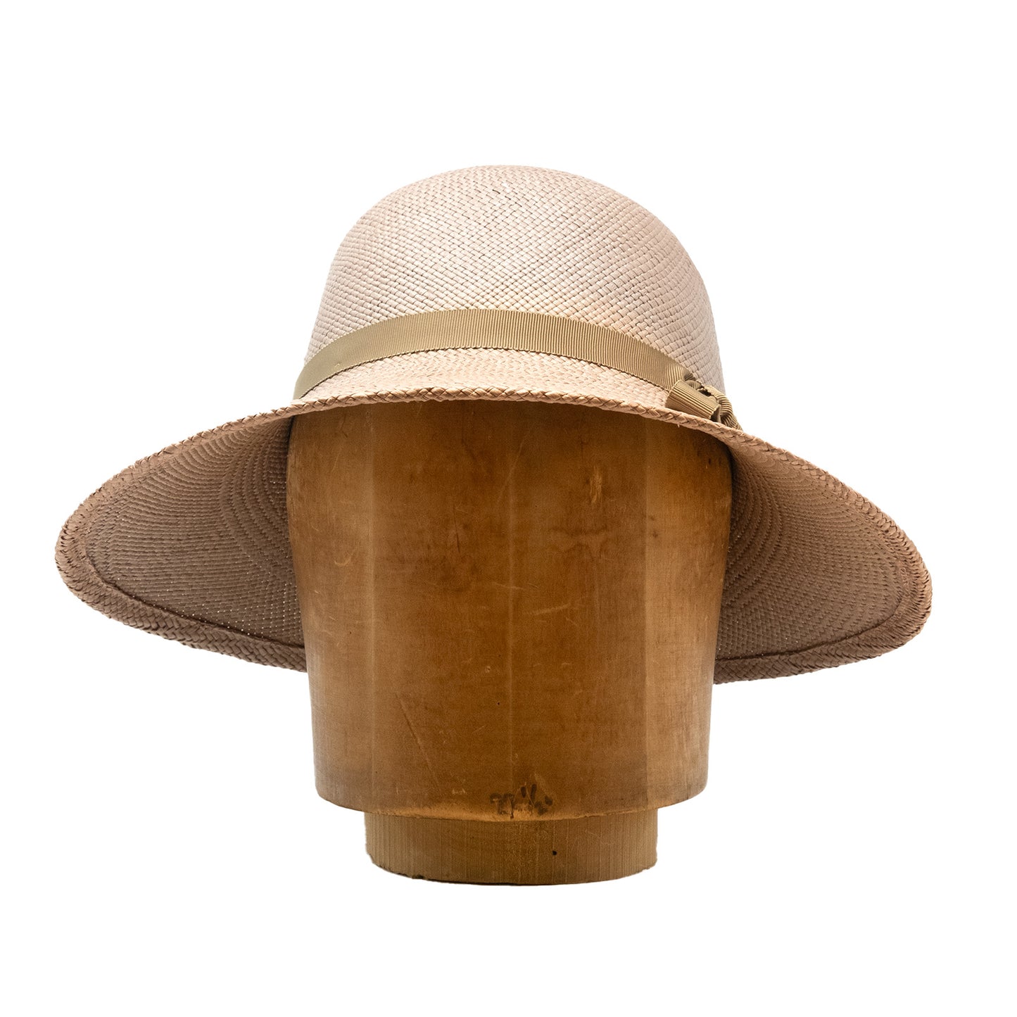 Sun Bonnet in Tan Panama Straw
