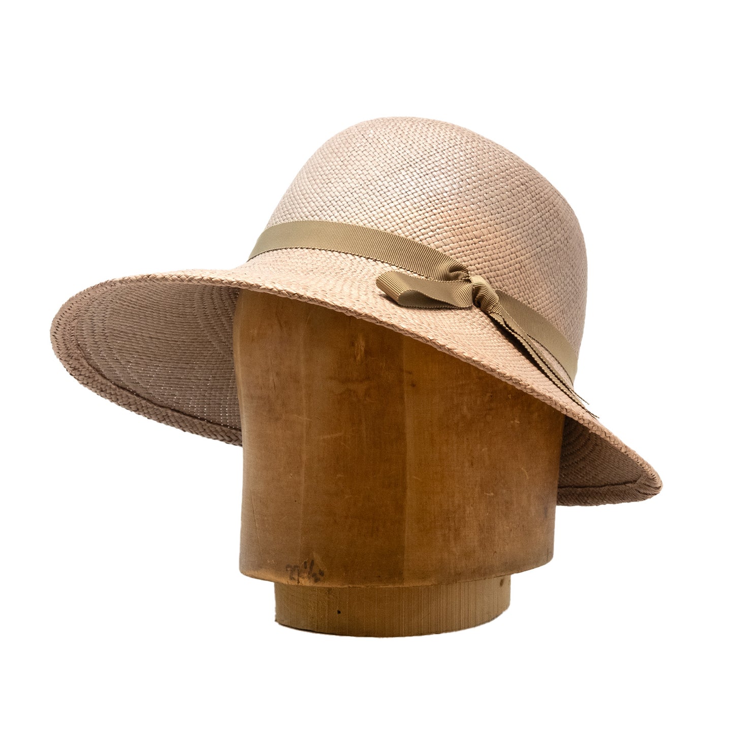 Sun Bonnet in Tan Panama Straw