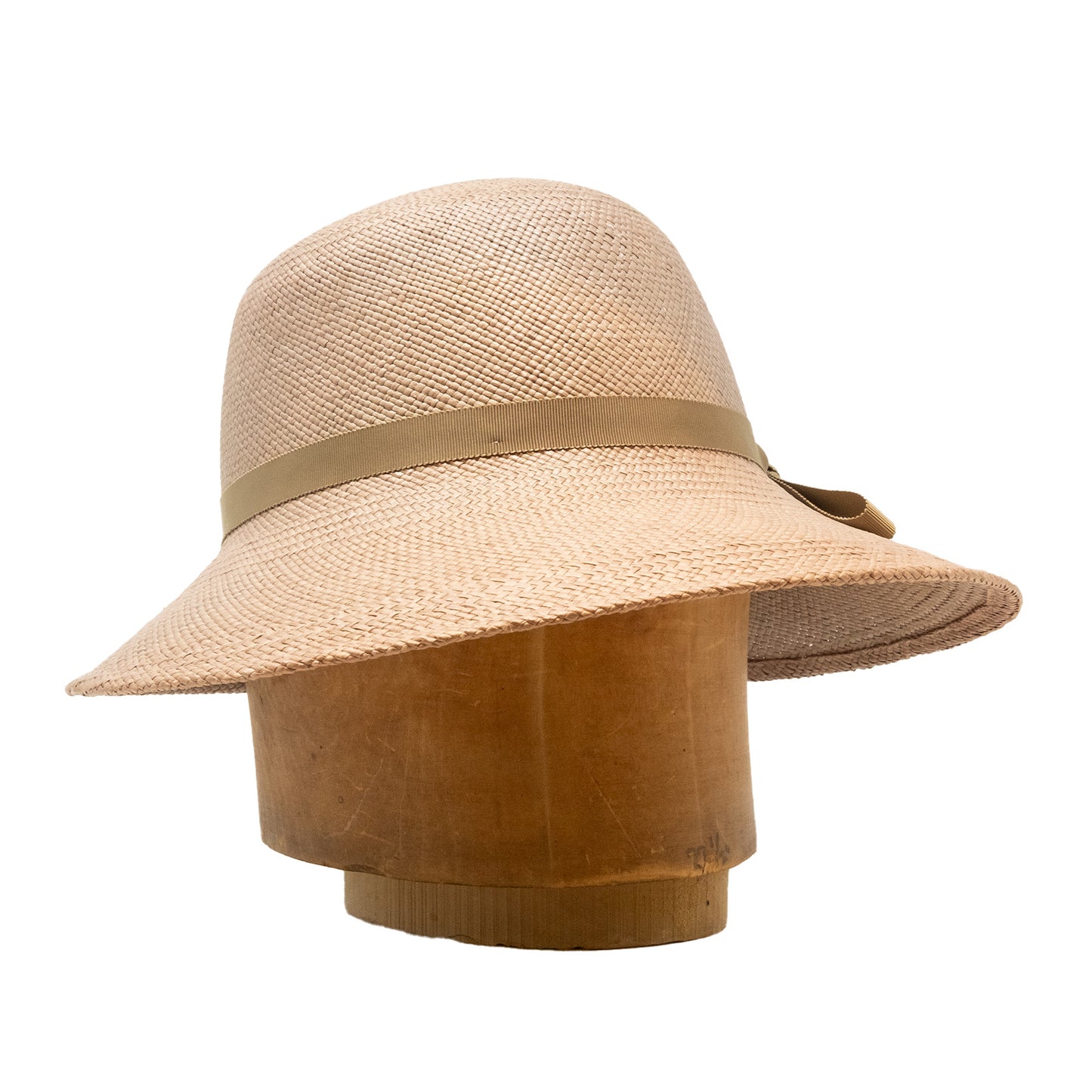 Sun Bonnet in Tan Panama Straw